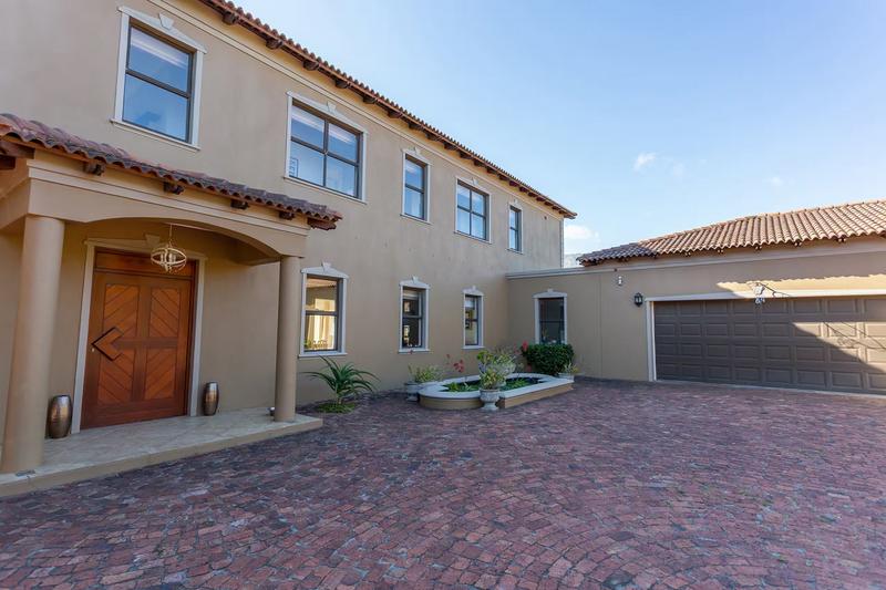 To Let 4 Bedroom Property for Rent in Crofters Valley Western Cape